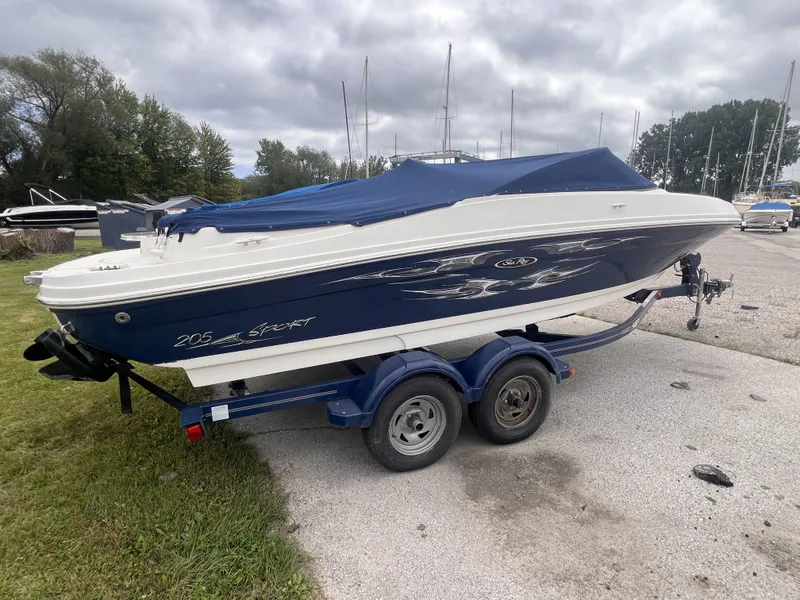 Slide: The Image of Sea Ray 205 Sport 2008 - 5
