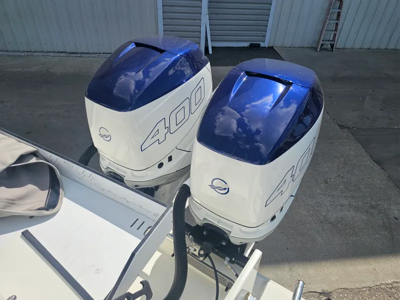 Slide: The Image of SeaVee 320Z 2015 - 14