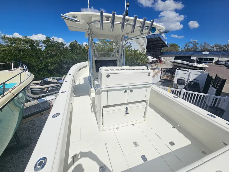 Slide: The Image of SeaVee 320Z 2015 - 15