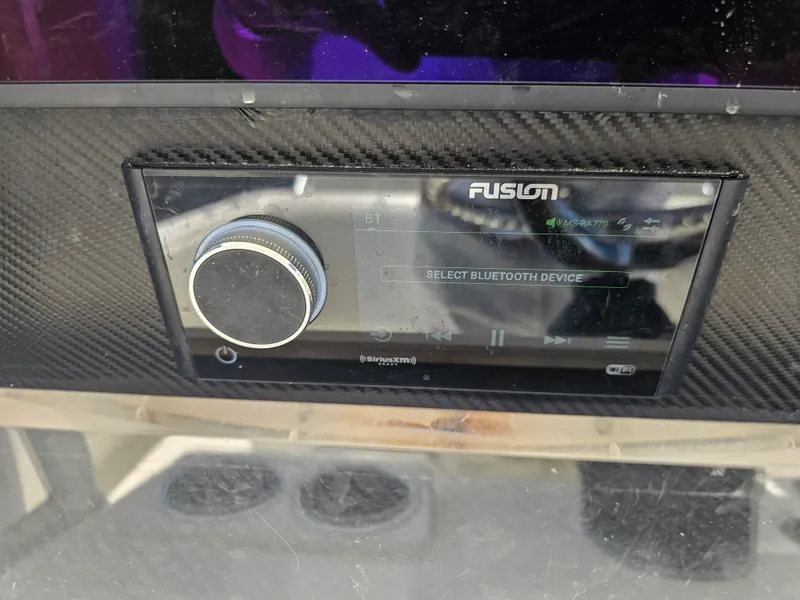 Slide: The Image of SeaVee 320Z 2015 - 29