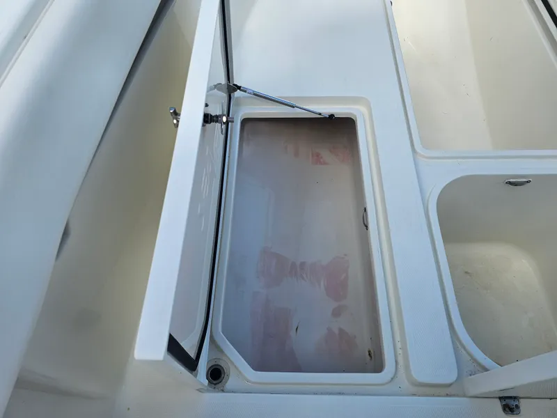 Slide: The Image of SeaVee 320Z 2015 - 51