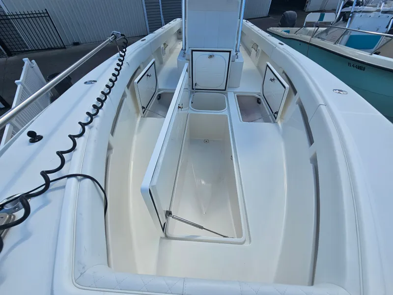 Slide: The Image of SeaVee 320Z 2015 - 58