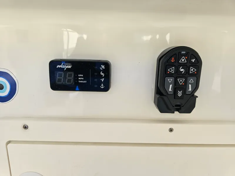 Slide: The Image of SeaVee 320Z 2015 - 70