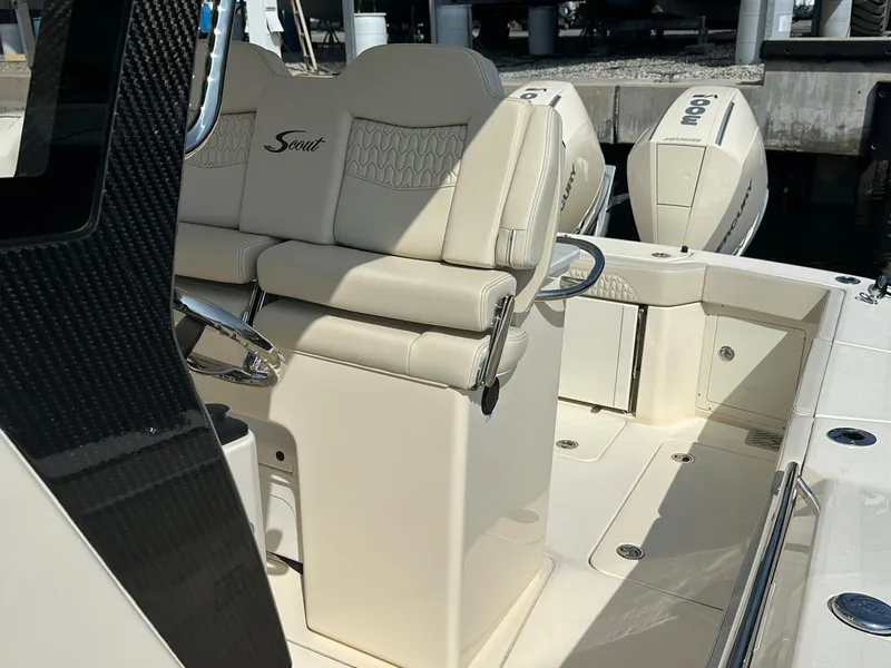Slide: The Image of Scout 288 LXF 2026 - 32