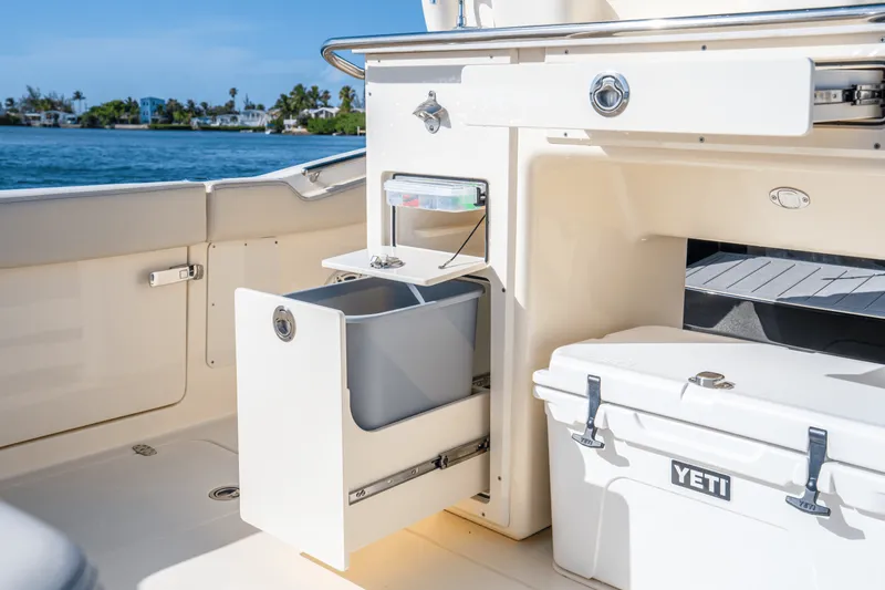 Slide: The Image of Scout 288 LXF 2026 - 27