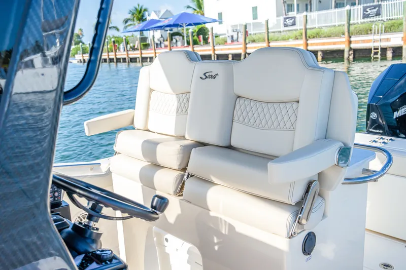 Slide: The Image of Scout 288 LXF 2026 - 43