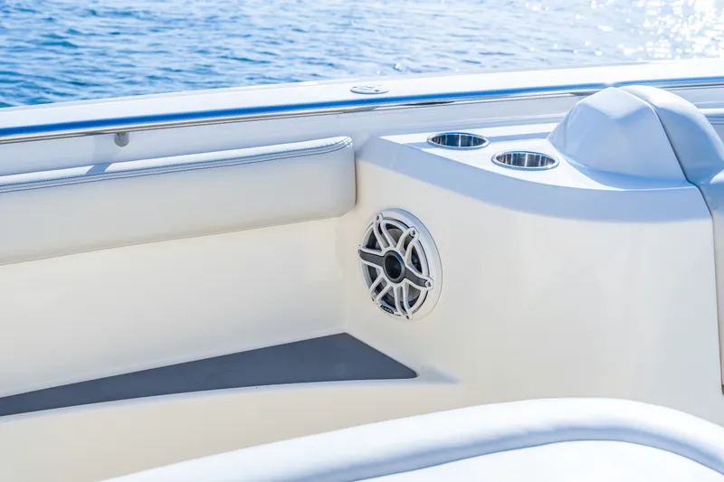 Slide: The Image of Scout 288 LXF 2026 - 50