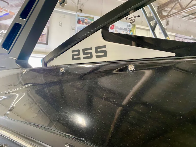 Slide: The Image of Scarab 255 OPEN ID 2021 - 17