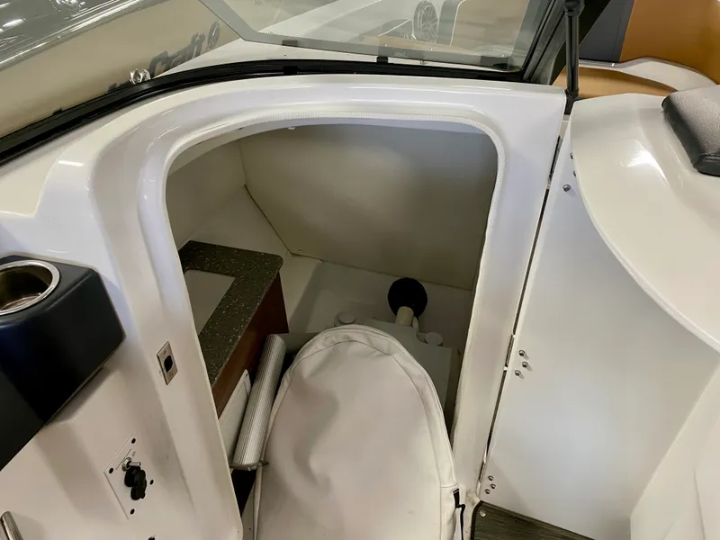 Slide: The Image of Scarab 255 OPEN ID 2021 - 9