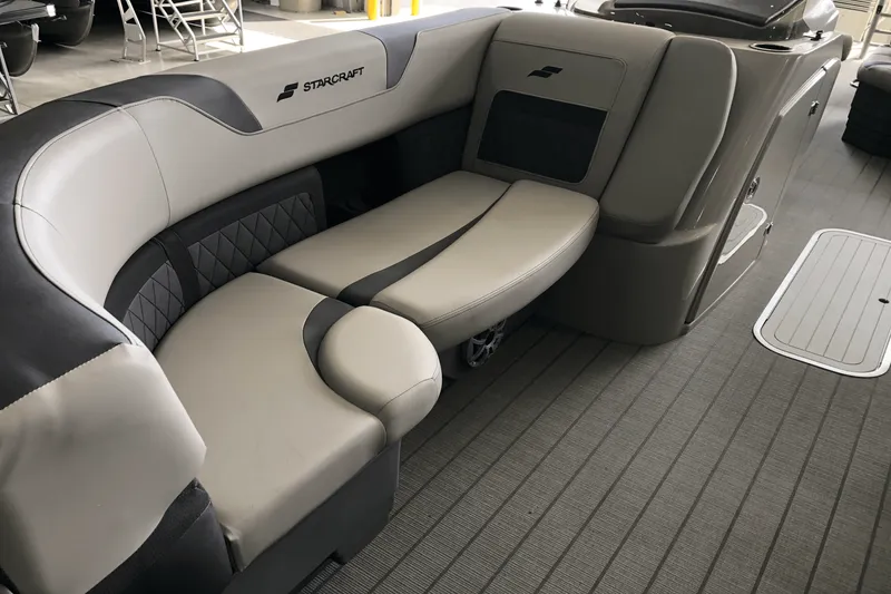 Slide: The Image of Starcraft CX 23 DL TT 2025 - 4