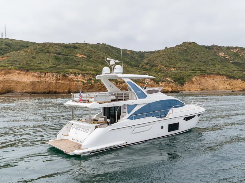 Slide: The Image of Azimut FLY 60 2020 - 22