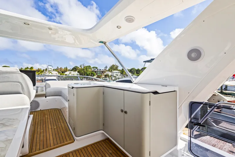 Slide: The Image of Azimut AZ60 FLY 2023 - 19