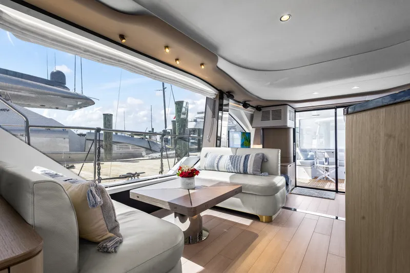 Slide: The Image of Azimut AZ60 FLY 2023 - 25