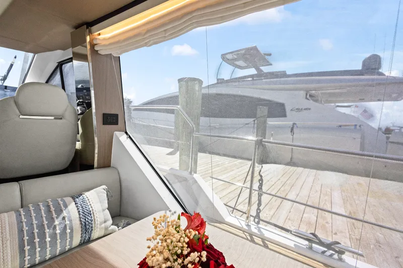 Slide: The Image of Azimut AZ60 FLY 2023 - 27