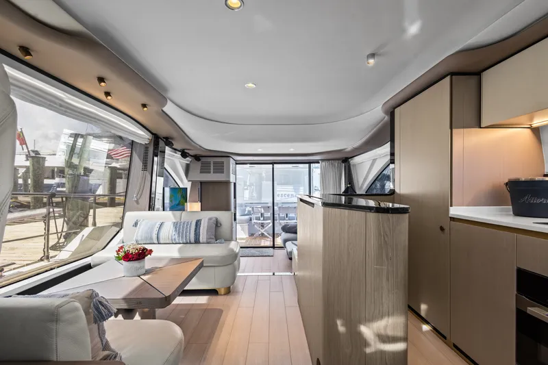 Slide: The Image of Azimut AZ60 FLY 2023 - 29