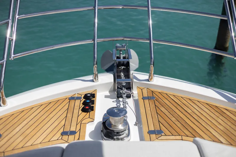 Slide: The Image of Azimut AZ60 FLY 2023 - 4