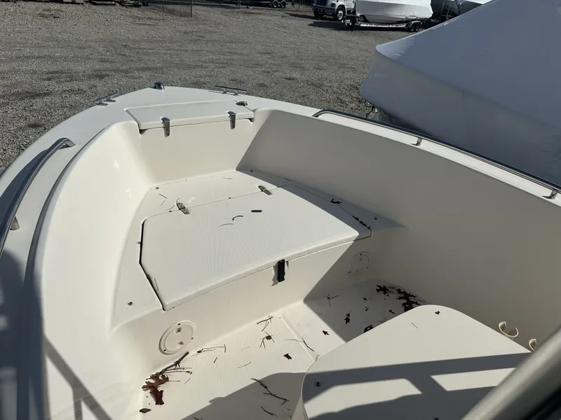 Slide: The Image of Grady-White FISHERMAN 180 2016 - 4