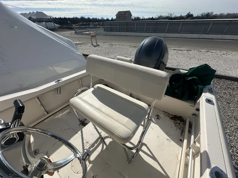 Slide: The Image of Grady-White FISHERMAN 180 2016 - 8