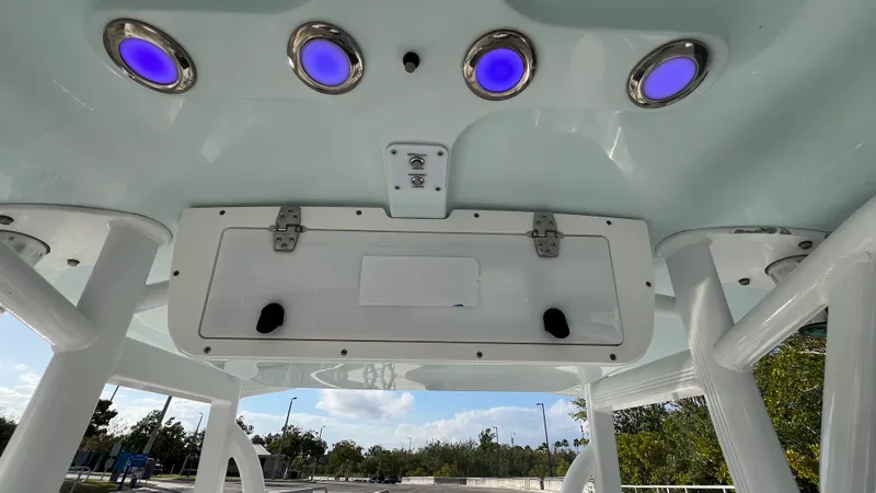 Slide: The Image of Sea Hunt ULTRA 234 2017 - 20