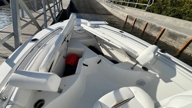 Slide: The Image of Sea Hunt ULTRA 234 2017 - 29