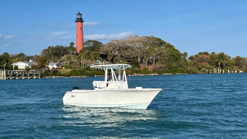 Slide: The Image of Sea Hunt ULTRA 234 2017 - 3