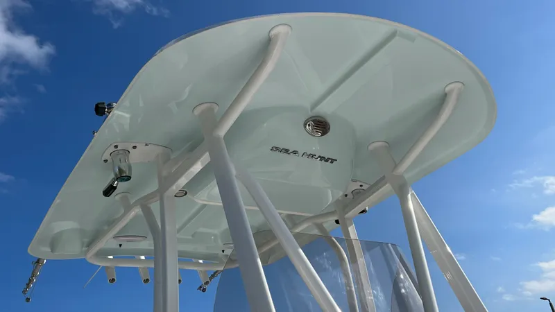 Slide: The Image of Sea Hunt ULTRA 234 2017 - 41