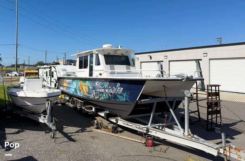 The Image of Twin Vee 36 Cat Pilot House 2011 - 0