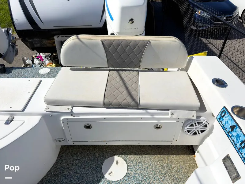 Slide: The Image of Twin Vee 36 Cat Pilot House 2011 - 16840568