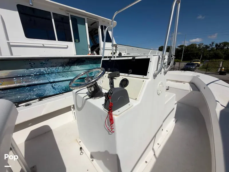 Slide: The Image of Dusky 203 Open Fisherman 2005 - 16841025