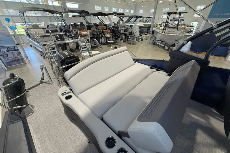 Slide: The Image of Harris Sunliner 230 SPORT 2026 - 10