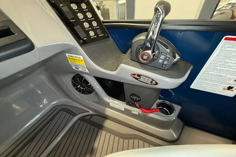 Slide: The Image of Harris Sunliner 230 SPORT 2026 - 16