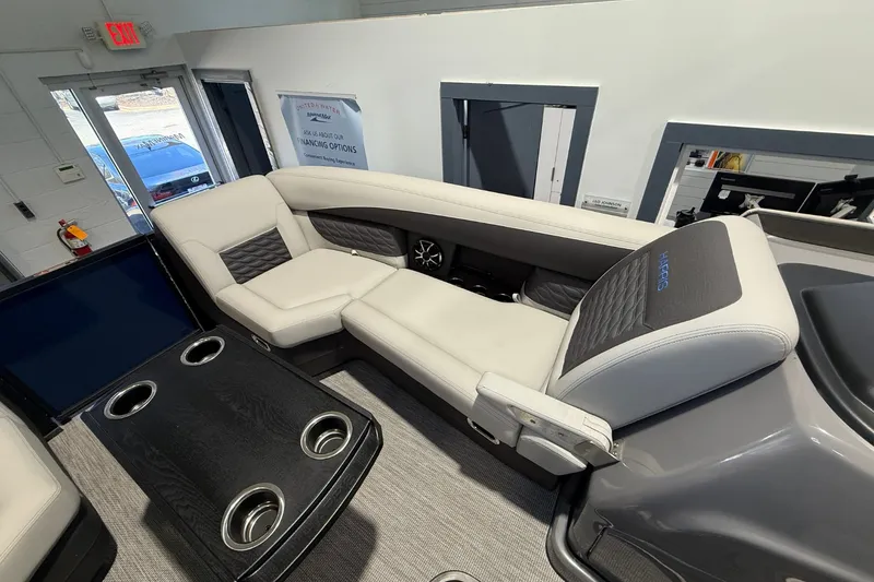 Slide: The Image of Harris Sunliner 230 SPORT 2026 - 28