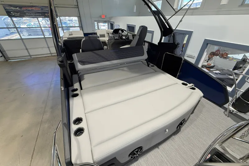 Slide: The Image of Harris Sunliner 230 SPORT 2026 - 8