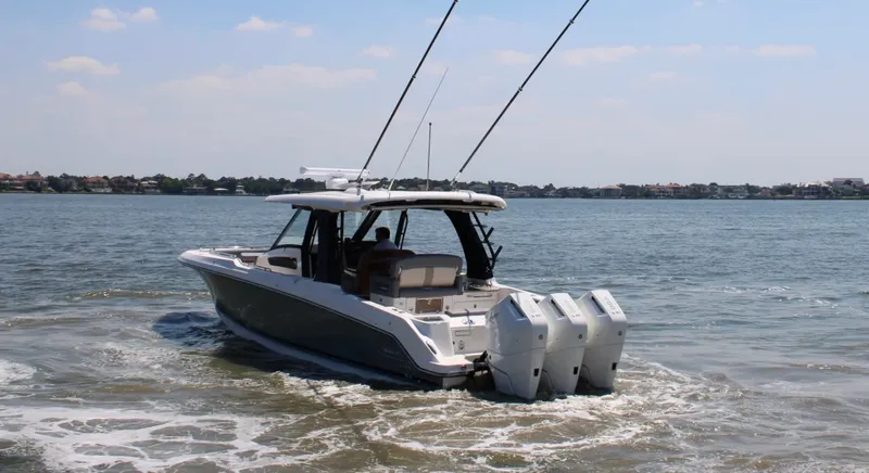 Slide: The Image of Boston Whaler 350 Realm 2026 - 81
