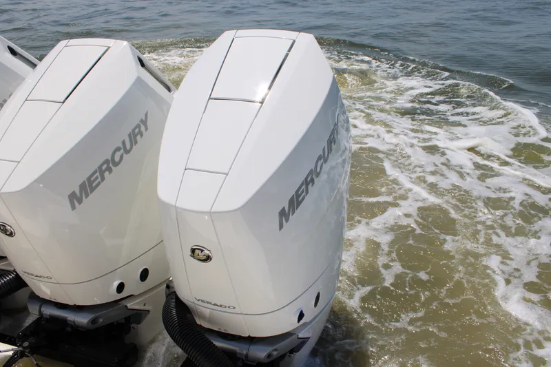 Slide: The Image of Boston Whaler 350 Realm 2026 - 79