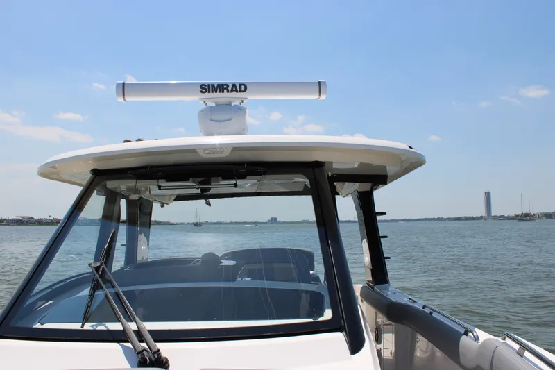 Slide: The Image of Boston Whaler 350 Realm 2026 - 96