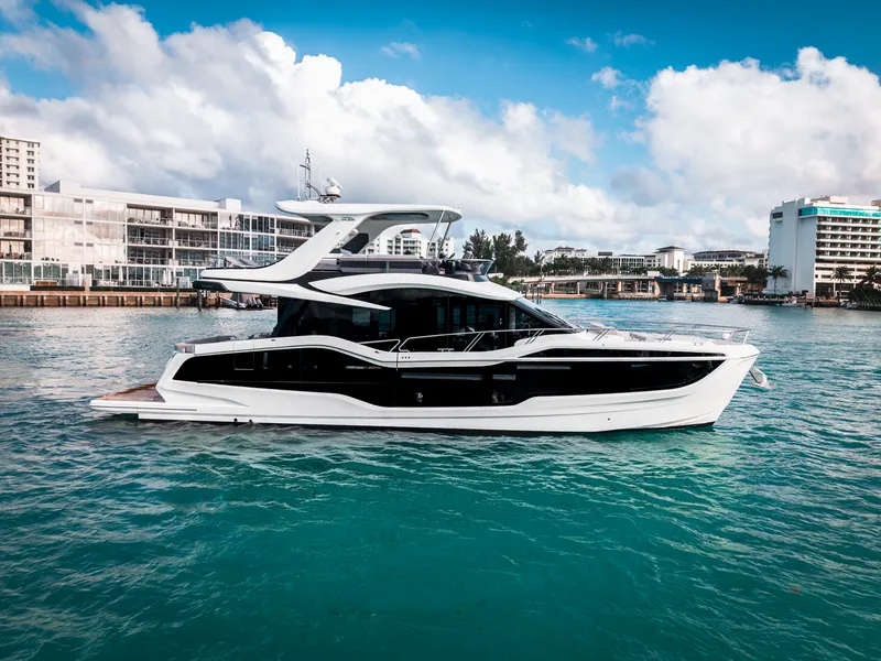 Slide: The Image of Galeon 560 FLY 2024 - 3