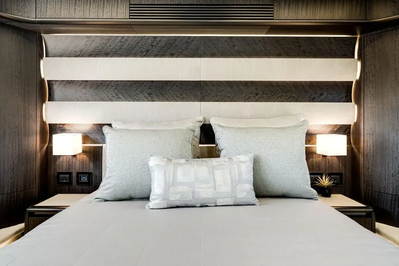 Slide: The Image of Galeon 560 FLY 2024 - 31