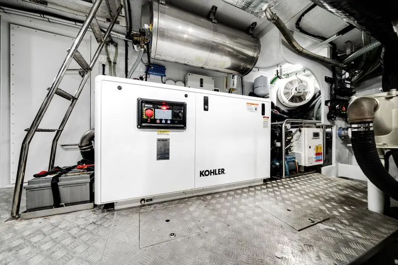 Slide: The Image of Galeon 560 FLY 2024 - 55