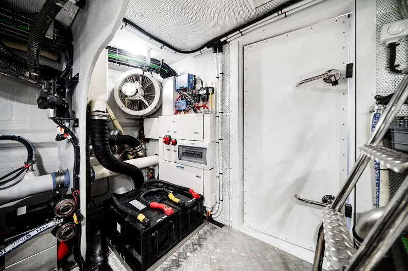 Slide: The Image of Galeon 560 FLY 2024 - 56