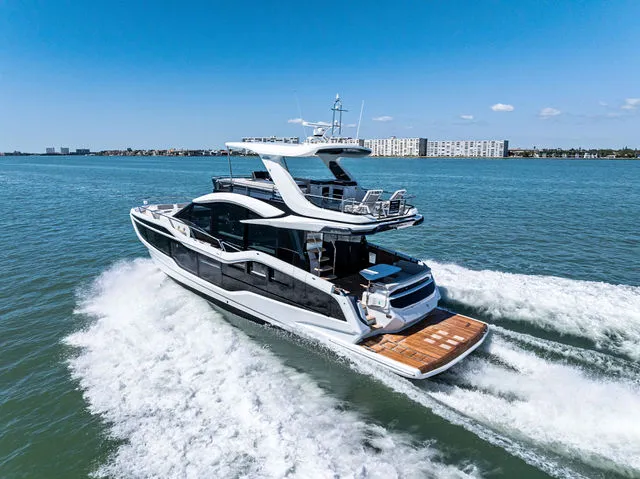 Slide: The Image of Galeon 560 FLY 2024 - 65