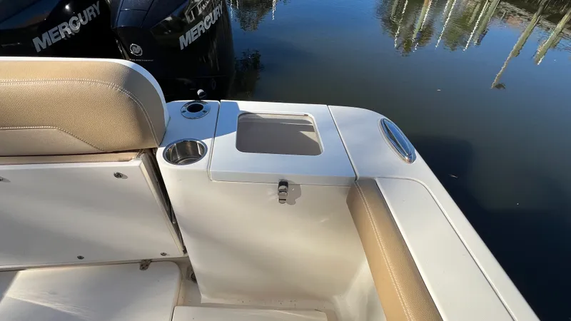 Slide: The Image of Scout 277 LXF 2020 - 18