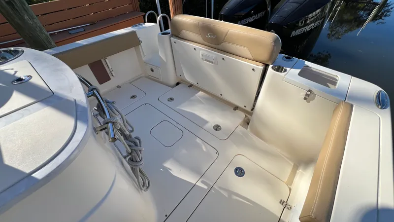 Slide: The Image of Scout 277 LXF 2020 - 6