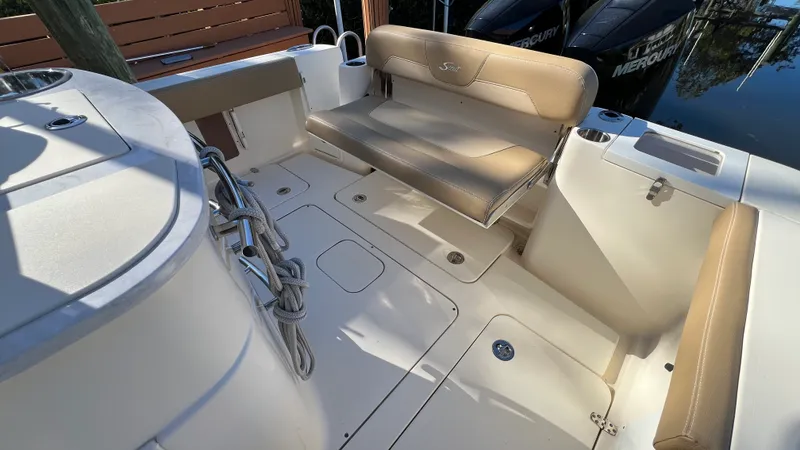 Slide: The Image of Scout 277 LXF 2020 - 7