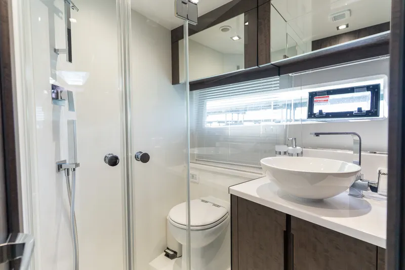 Slide: The Image of Galeon 47 SKY 2023 - 16