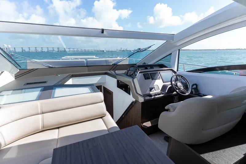 Slide: The Image of Galeon 47 SKY 2023 - 37