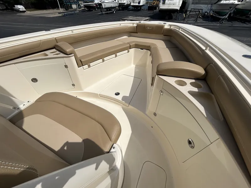 Slide: The Image of Scout 275 LXF 2018 - 20
