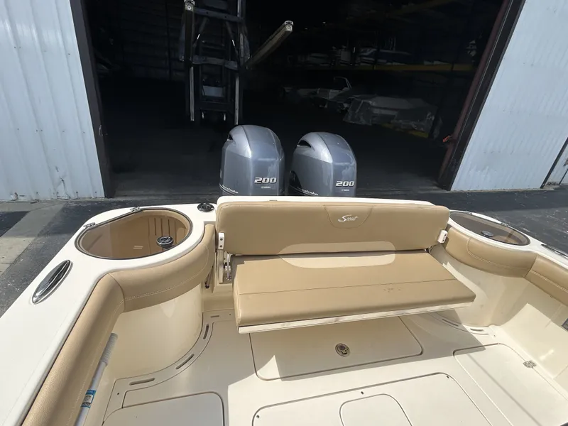 Slide: The Image of Scout 275 LXF 2018 - 21