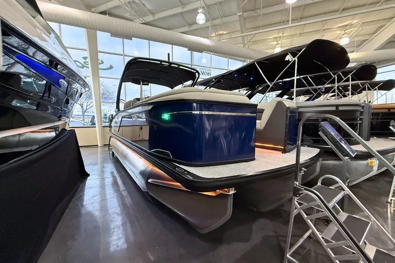 Slide: The Image of Harris Sunliner 230 SPORT 2026 - 4