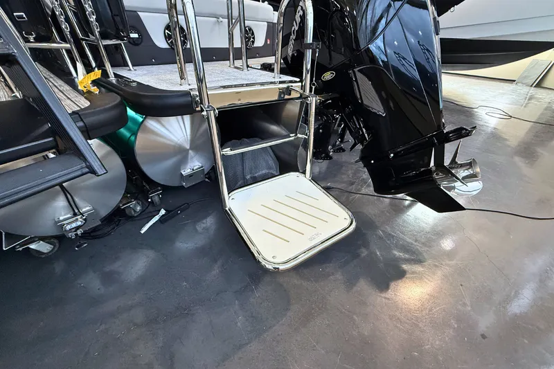 Slide: The Image of Harris Sunliner 230 SPORT 2026 - 8